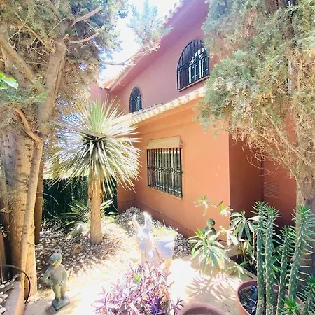 Casa Genevieve Costa Del Sol Сasa de vacaciones El Faro